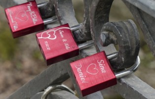 Гравіювання на металі